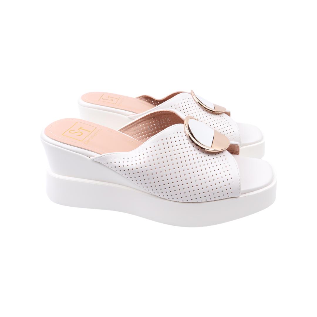 Шльопанці жіночі Stefaniya nina р. 37 Білий (122-22LBC)