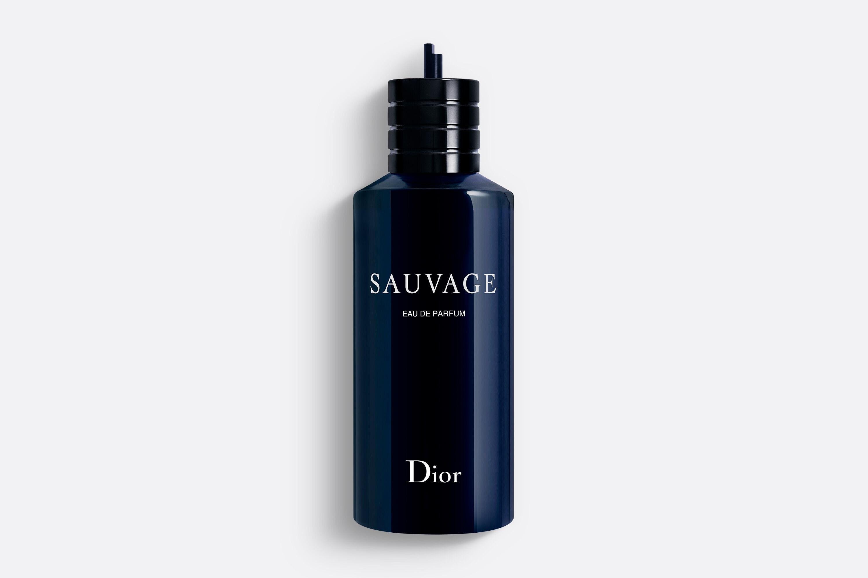 Парфюмированная вода для мужчин Christian Dior Sauvage вода 300 мл сменный блок (379242)