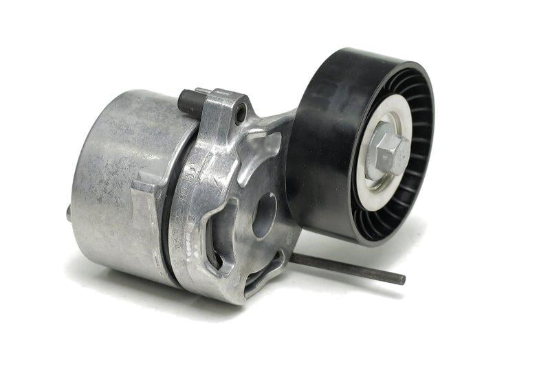 Натяжной ролик поликлиновый ремень SNR GA381.01 Subaru
