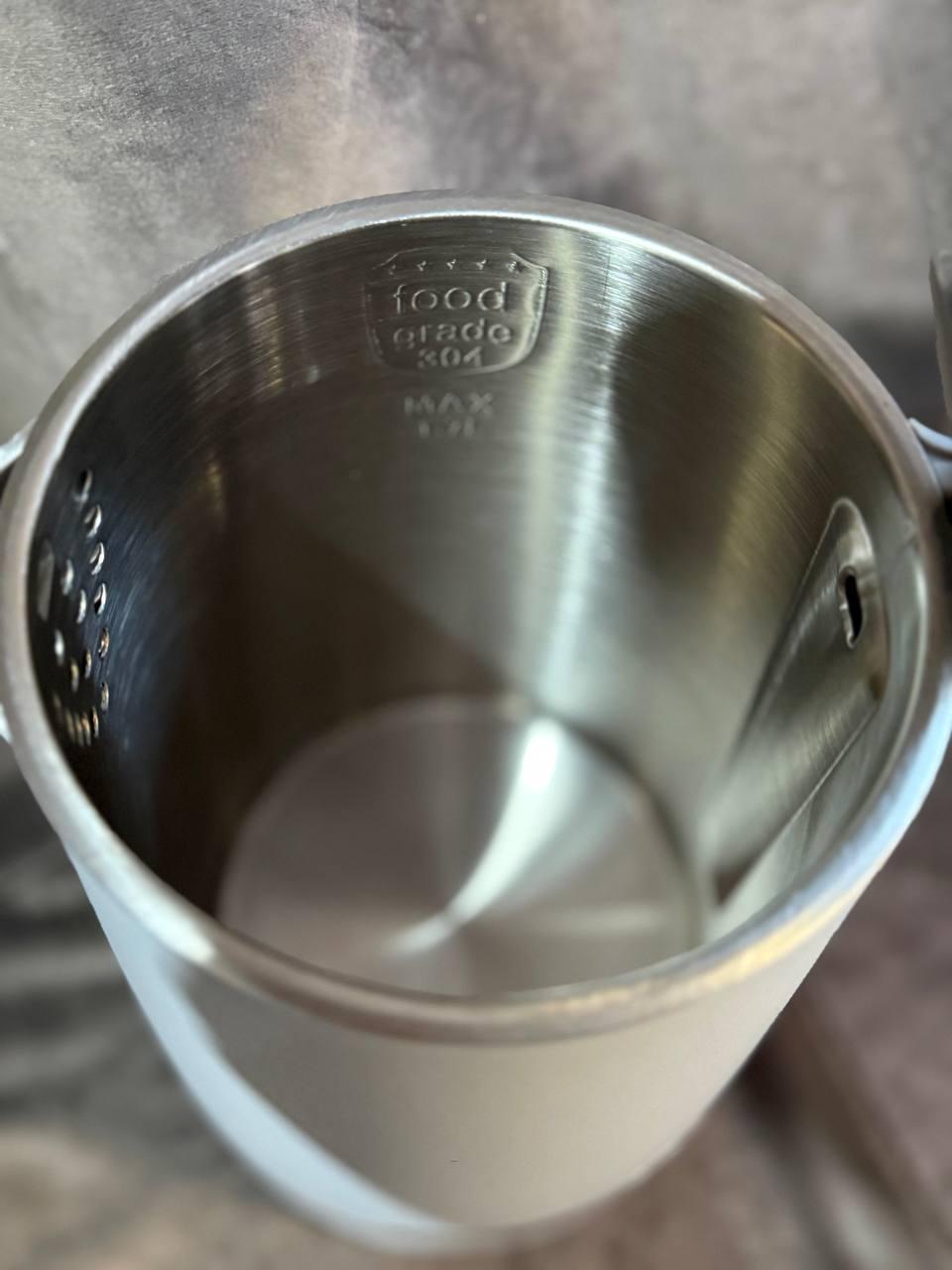 Електрочайник Maestro MR-037-GREY з подвійними стінками 1,7 л 1800 Вт Сірий (MR-037-GREY) - фото 4 Електрочайник Maestro MR-037-GREY з подвійними стінками 1,7 л 1800 Вт Сірий (MR-037-GREY) - фото 4