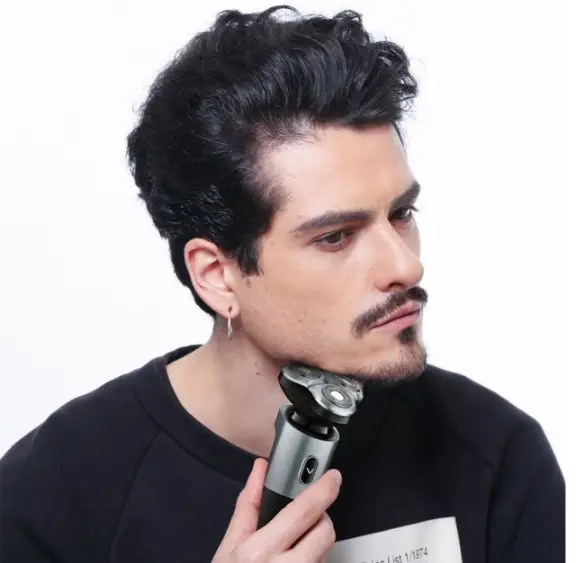 Електробритва для стрижки вусів та бороди VGR V-343 - фото 11 Електробритва для стрижки вусів та бороди VGR V-343 - фото 11