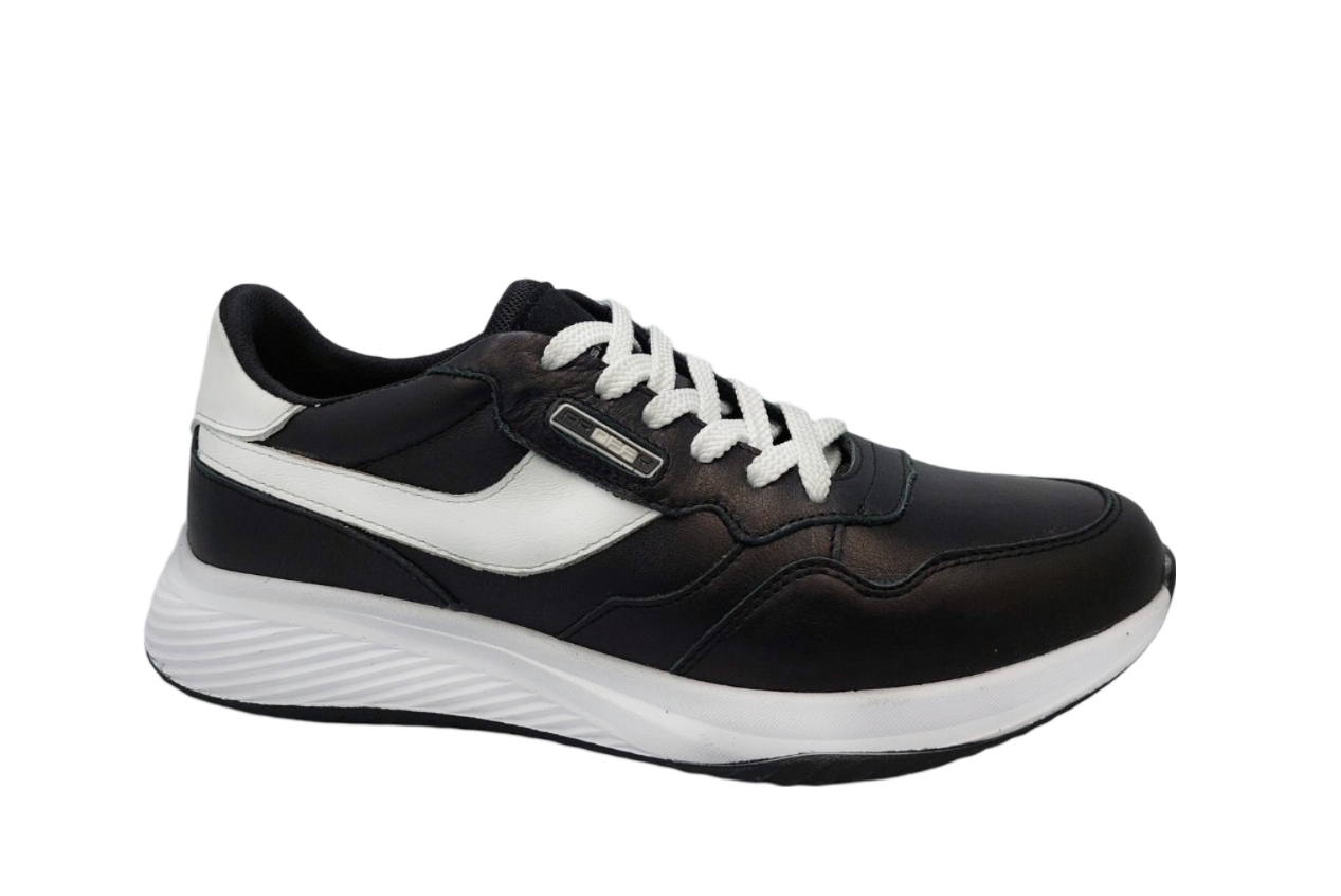 Кроссовки мужские KONORS 305712/40 р. 40 Черный