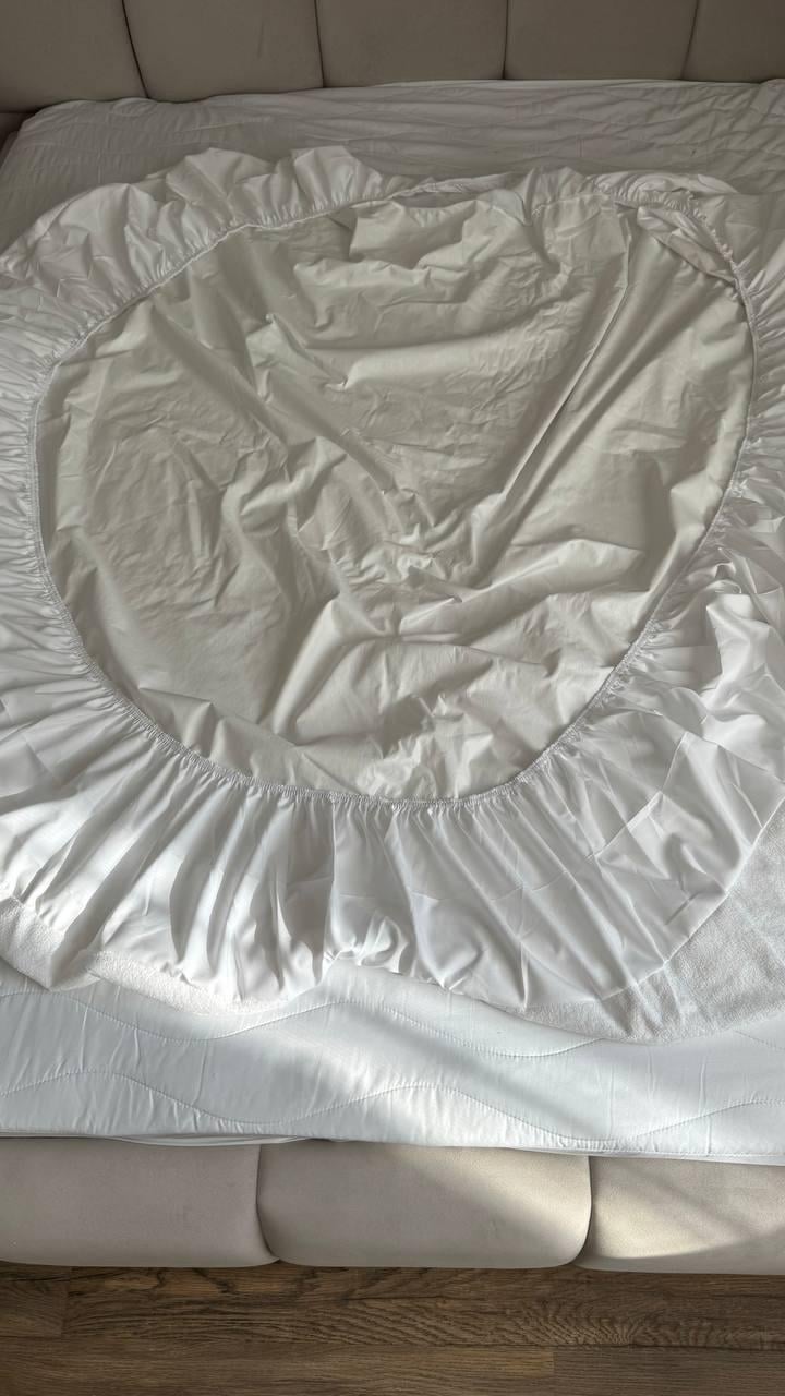 Наматрацник полуторний з водонепроникної тканини на гумці 160x200 см Білий (П4К-mur-aqvastop-002-03)