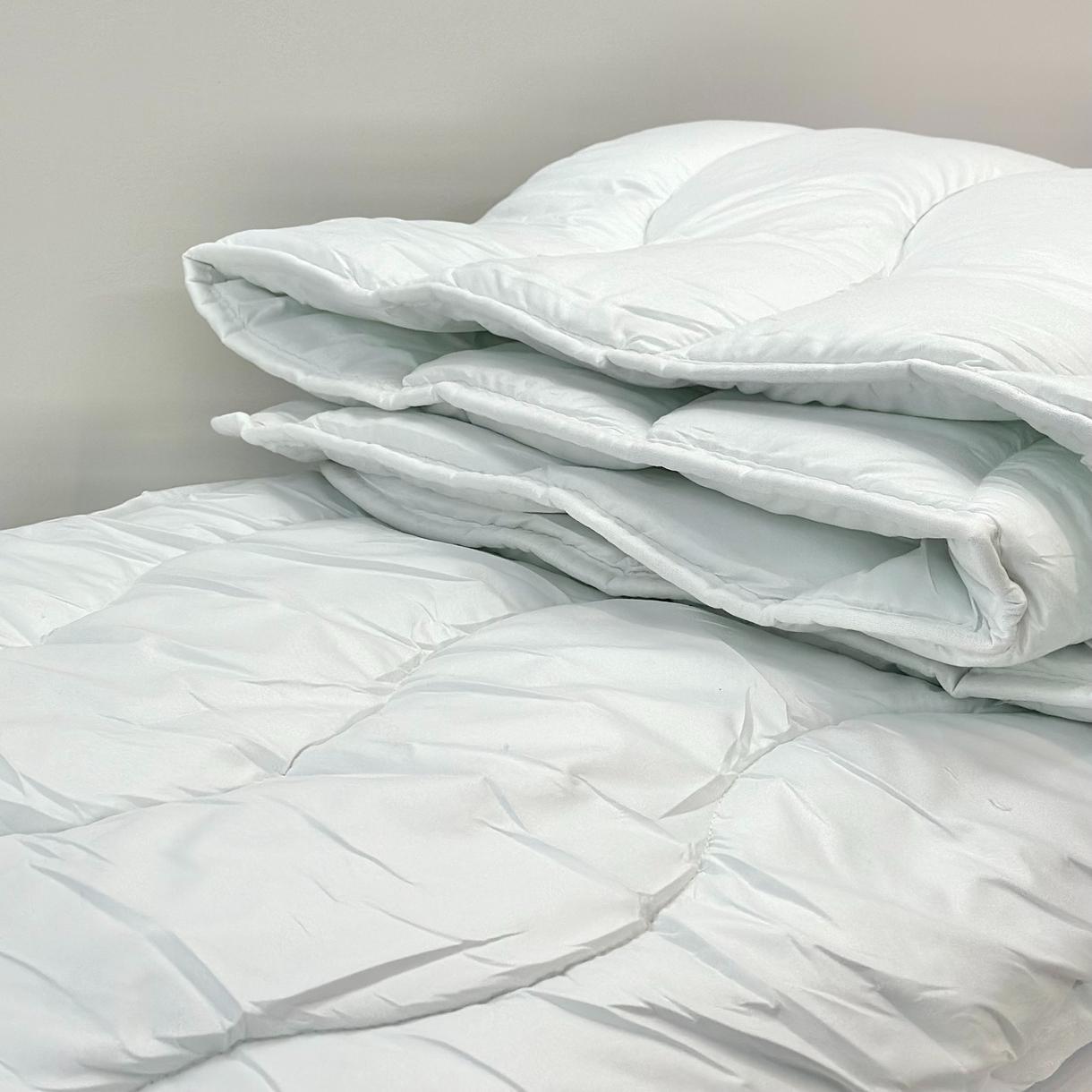 Ковдра демісезонна гіпоалергенна Poire мікрофібра двоспальна 170х205 см Білий (52312) - фото 3 Ковдра демісезонна гіпоалергенна Poire мікрофібра двоспальна 170х205 см Білий (52312) - фото 3