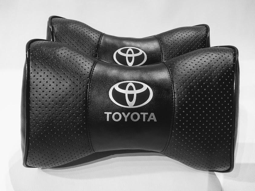 Подушка на подголовник авто Toyota 2 шт. (00348)