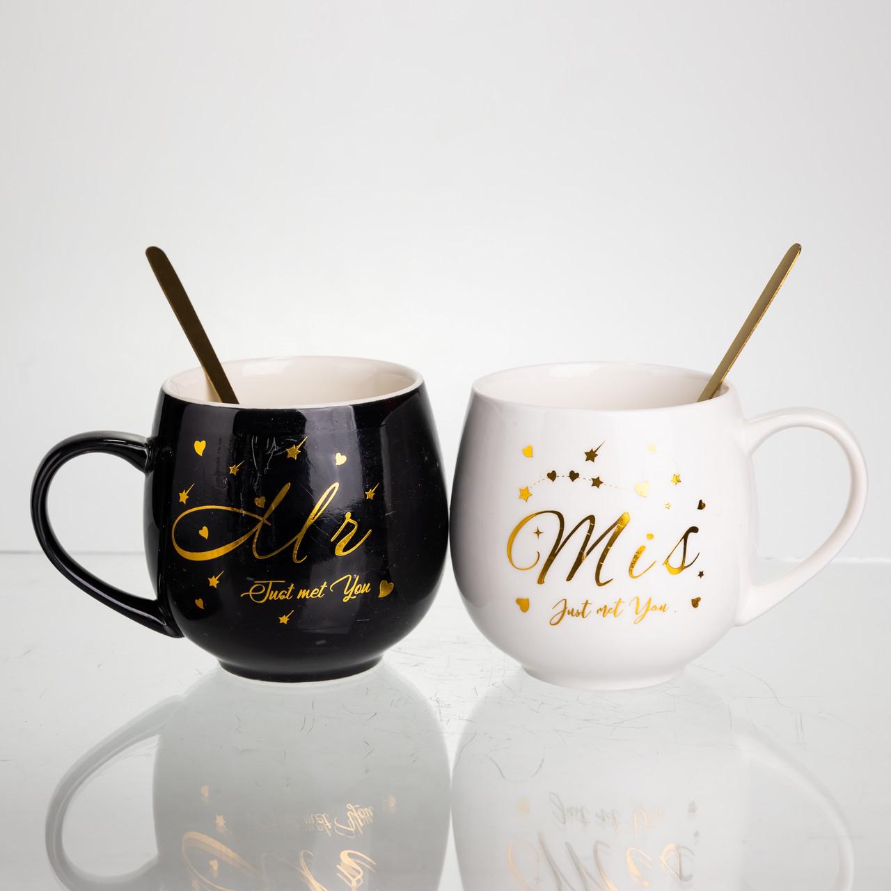 Набор чашек фарфоровых Mr&Mis с ложкой 2 шт. по 350 мл Черный с белым (FM-29)