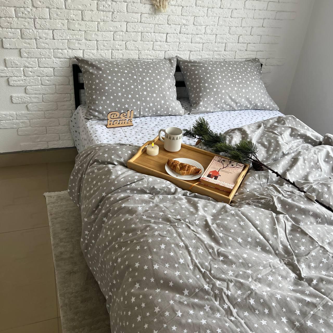 Комплект постельного белья Ell Home Звездочная фланель полуторный наволочки 50x70 см/70x70 см Серо-бежевый (29288885) - фото 2 Комплект постельного белья Ell Home Звездочная фланель полуторный наволочки 50x70 см/70x70 см Серо-бежевый (29288885) - фото 2