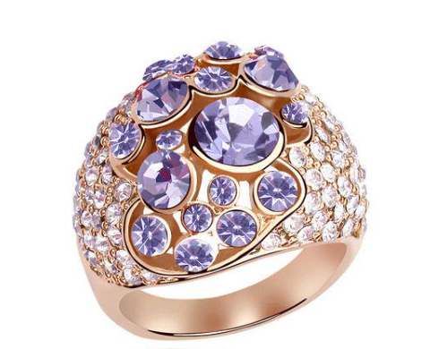 Кольцо с кристаллами Сваровски 11122843 Showfay р. 17 Сиреневый Кольцо с кристаллами Сваровски 11122843 Showfay р. 17 Сиреневый