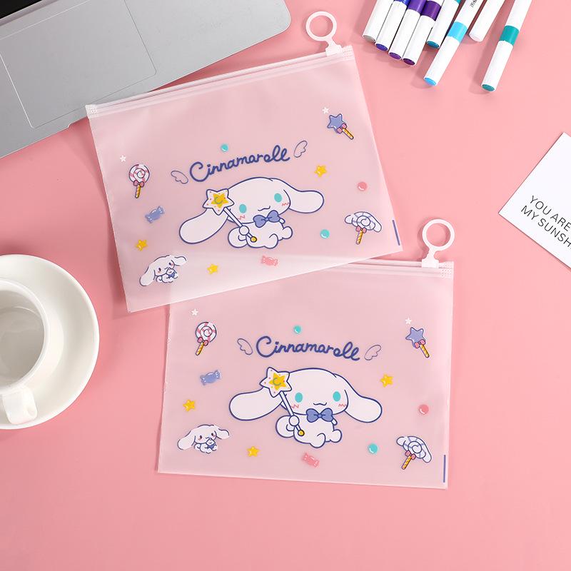 Папка-пенал з бігунком Сінаморол Хелло Кітті А5 Різнокольоровий/Прозорий - фото 2