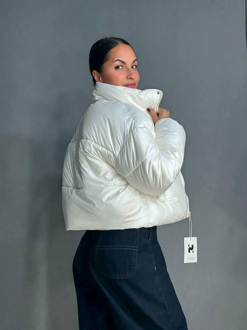 Куртка женская HAIZIYUAN 8606 короткая пуффер с воротником XL Белый (4788) - фото 3 Куртка женская HAIZIYUAN 8606 короткая пуффер с воротником XL Белый (4788) - фото 3