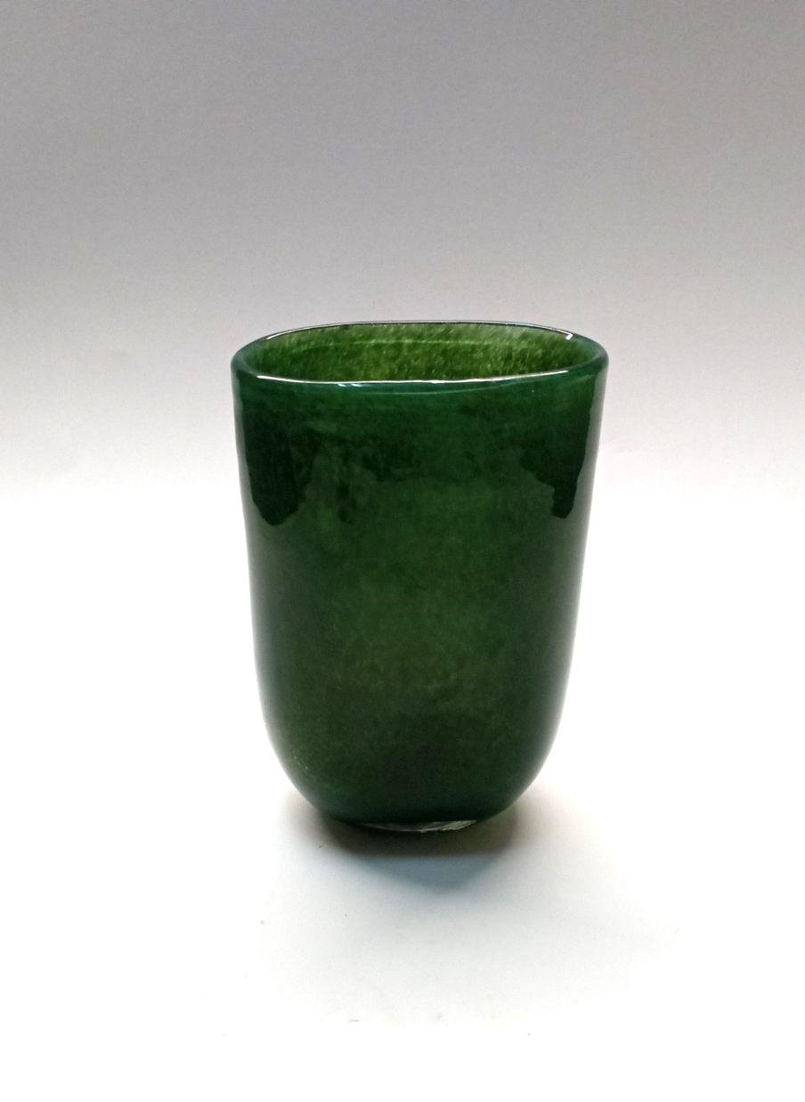 Ваза стеклянная Гутняр 18х8х13 см Зеленый