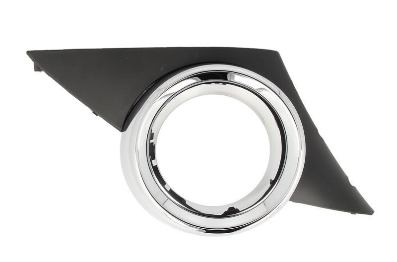 Решетка бампера AVTM Peugeot 207 06-12 правая с отверстиями для противотуманок SPORT (5508 996)