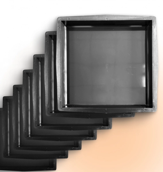 Форми для тротуарної плитки Верес-2007 Квадрат гладкий 400x400 мм 10 шт. (1020510-3582) - фото 1 Форми для тротуарної плитки Верес-2007 Квадрат гладкий 400x400 мм 10 шт. (1020510-3582) - фото 1