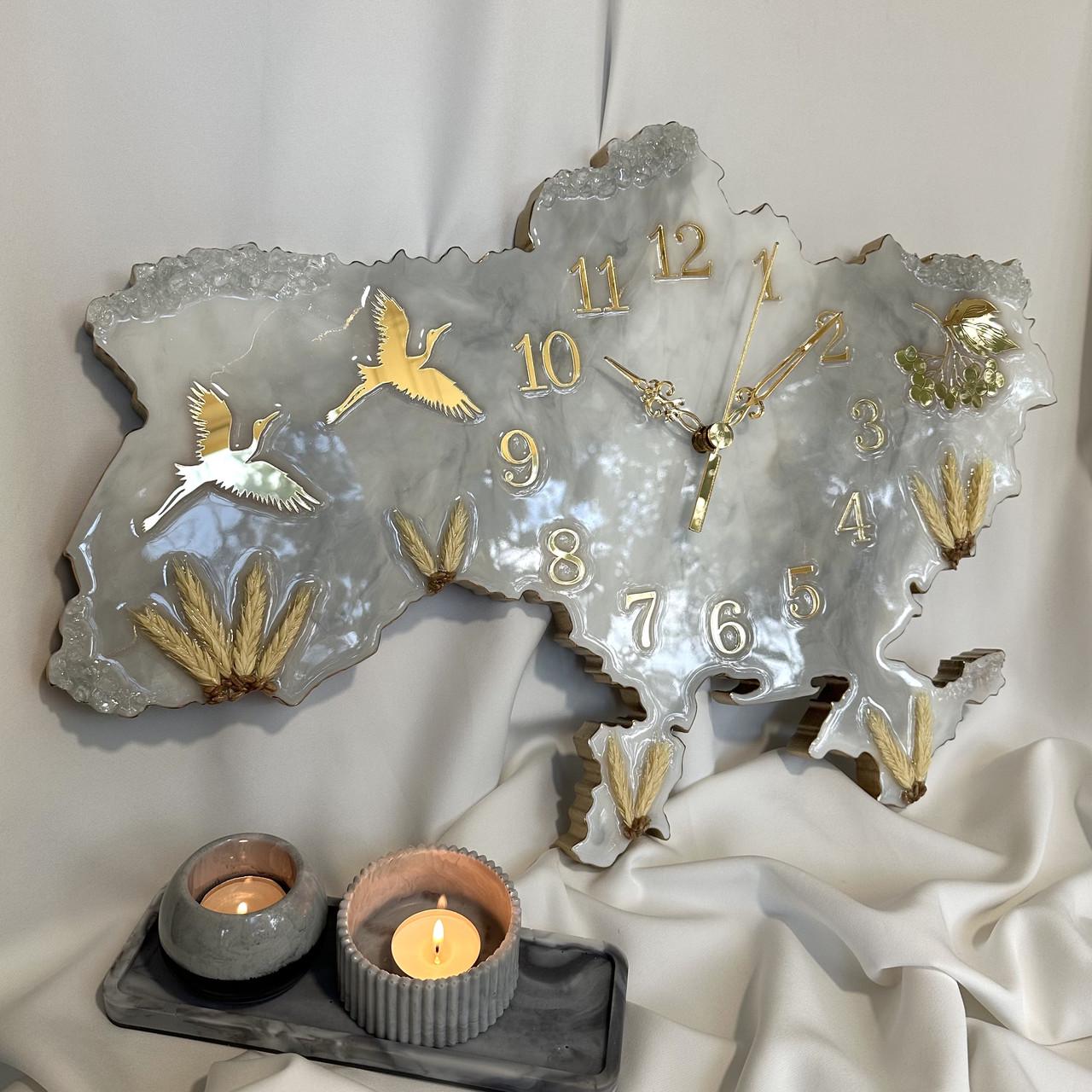 Часы настенные из эпоксидной смолы Карта Украины 40x27 см