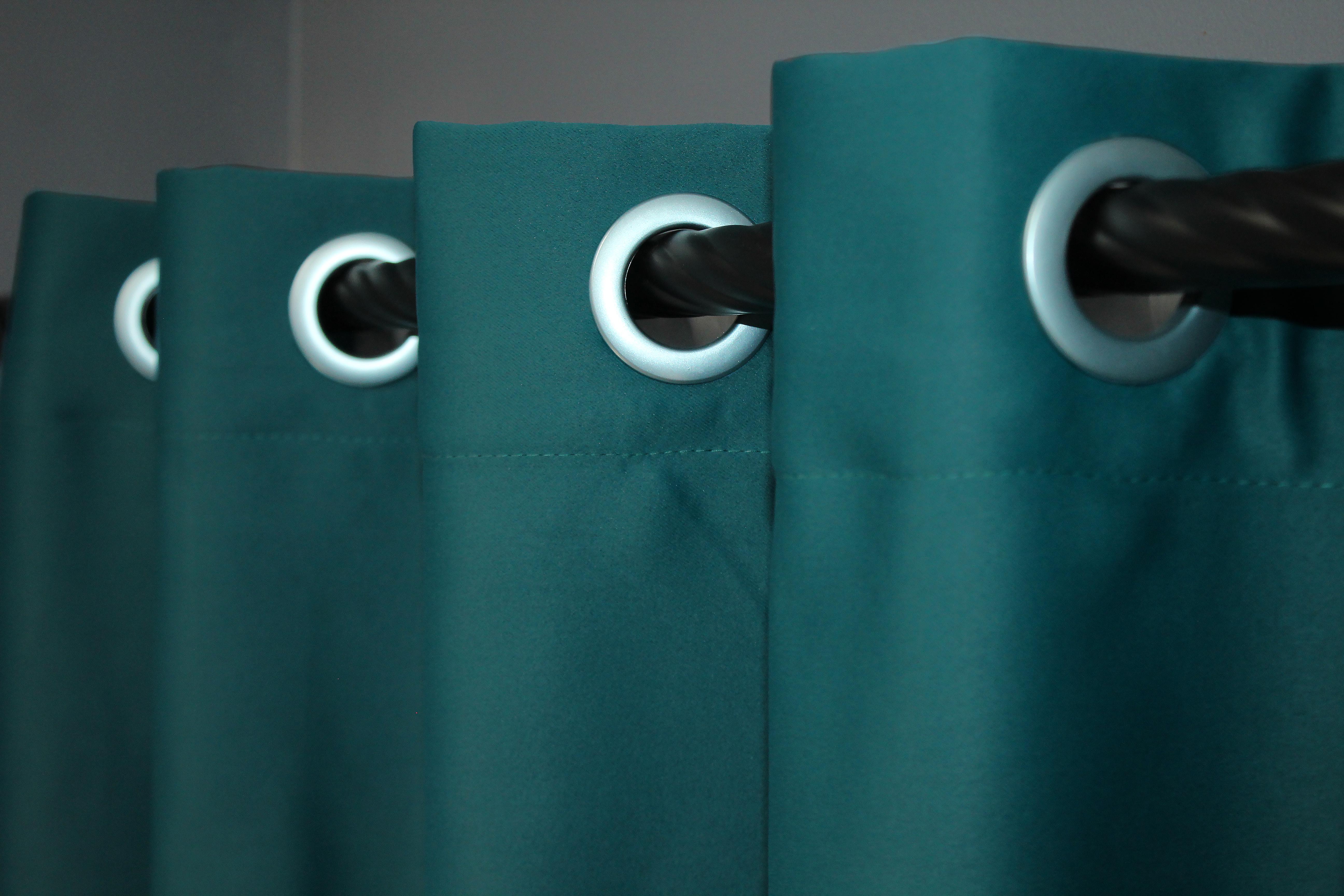 Комплект штор на люверсах VR-Textil Блэкаут Bagema Rvs № 1297ш 150х250 см 2 шт. Изумрудный (37-0014) - фото 6 Комплект штор на люверсах VR-Textil Блэкаут Bagema Rvs № 1297ш 150х250 см 2 шт. Изумрудный (37-0014) - фото 6