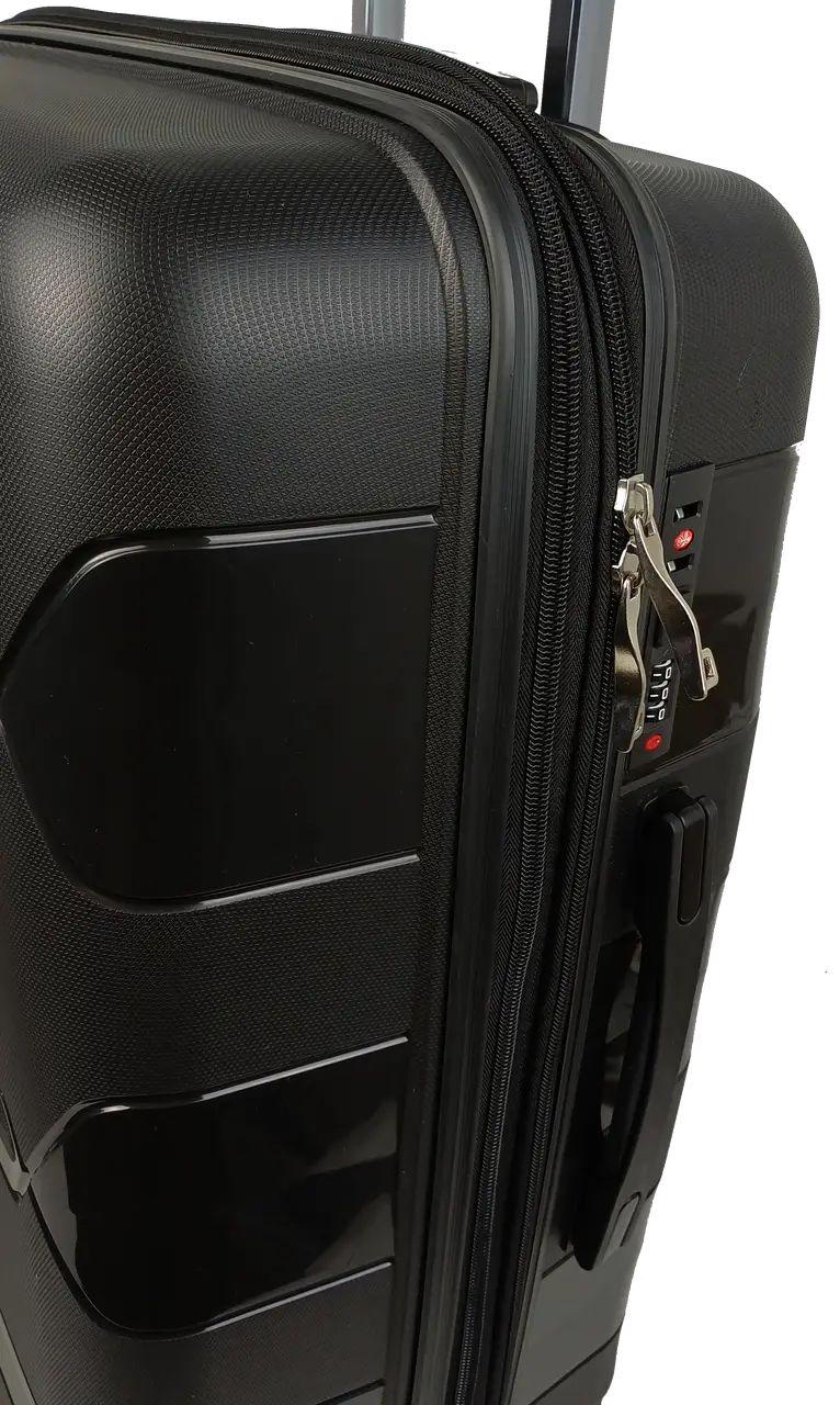 Валіза пластикова Reymond середня 80 л Чорний (S9010221) - фото 9