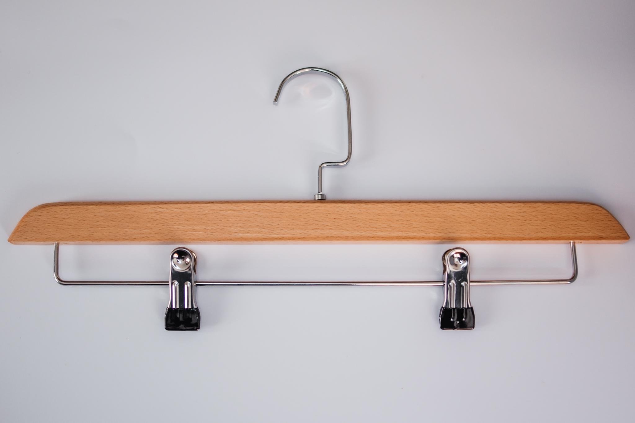 Вешалка LUX деревянная костюмная с прищепками 41 см Вешалка LUX деревянная костюмная с прищепками 41 см