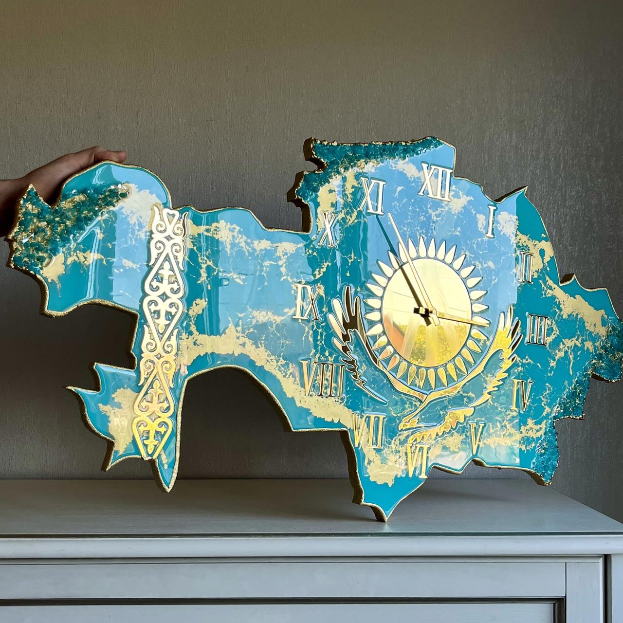 Часы настенные из эпоксидной смолы Карта Казахстана 60х33 см