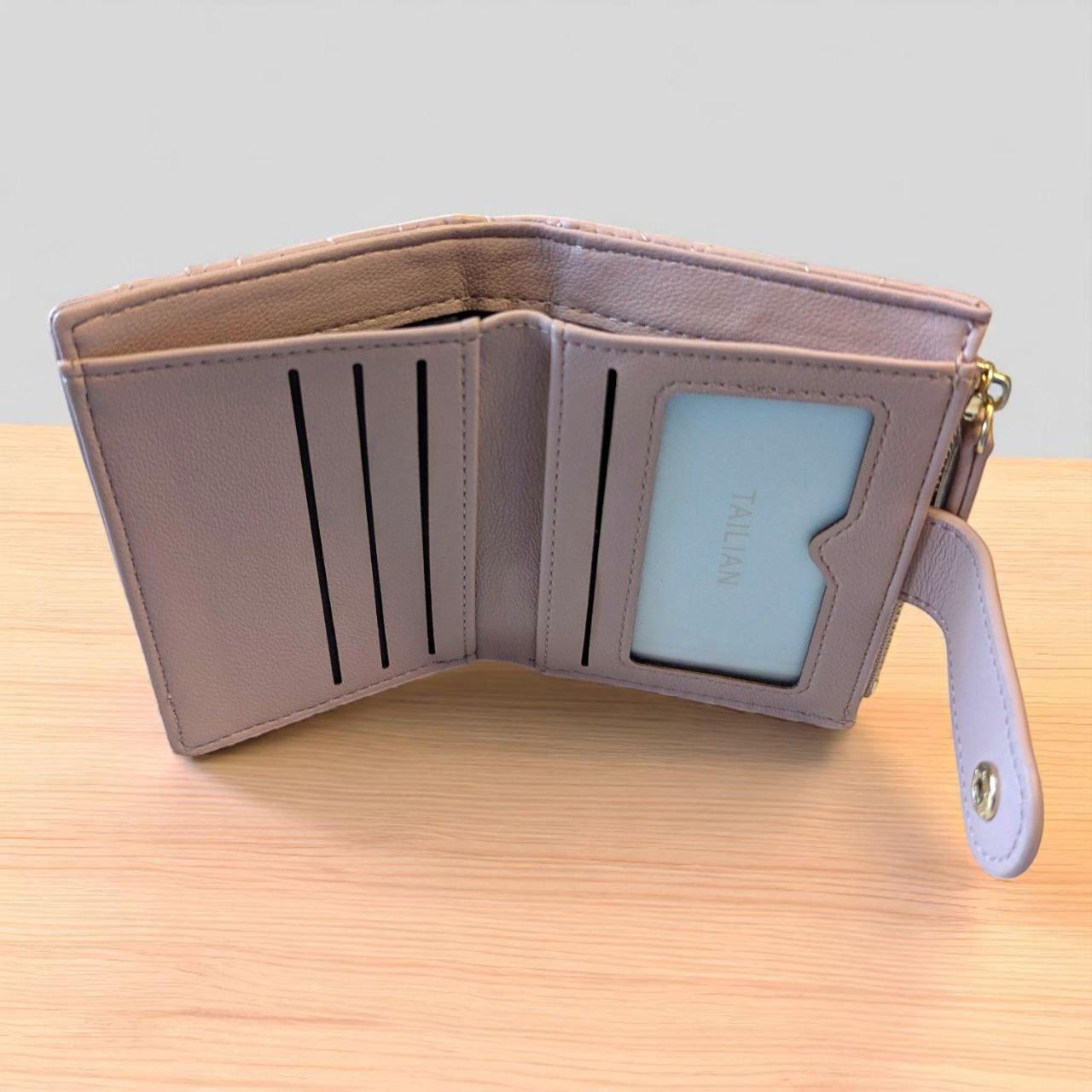 Гаманець жіночий на кнопці з монетницею на змійці Tailian 11х9 см Рожевий (Т-2047-011) - фото 4 Гаманець жіночий на кнопці з монетницею на змійці Tailian 11х9 см Рожевий (Т-2047-011) - фото 4