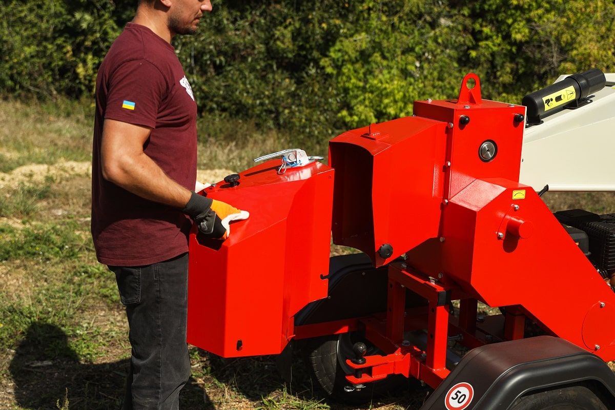 Подрібнювач гілок Arpal на дрова з бензиновим двигуном (AM-120БД) - фото 18 Подрібнювач гілок Arpal на дрова з бензиновим двигуном (AM-120БД) - фото 18