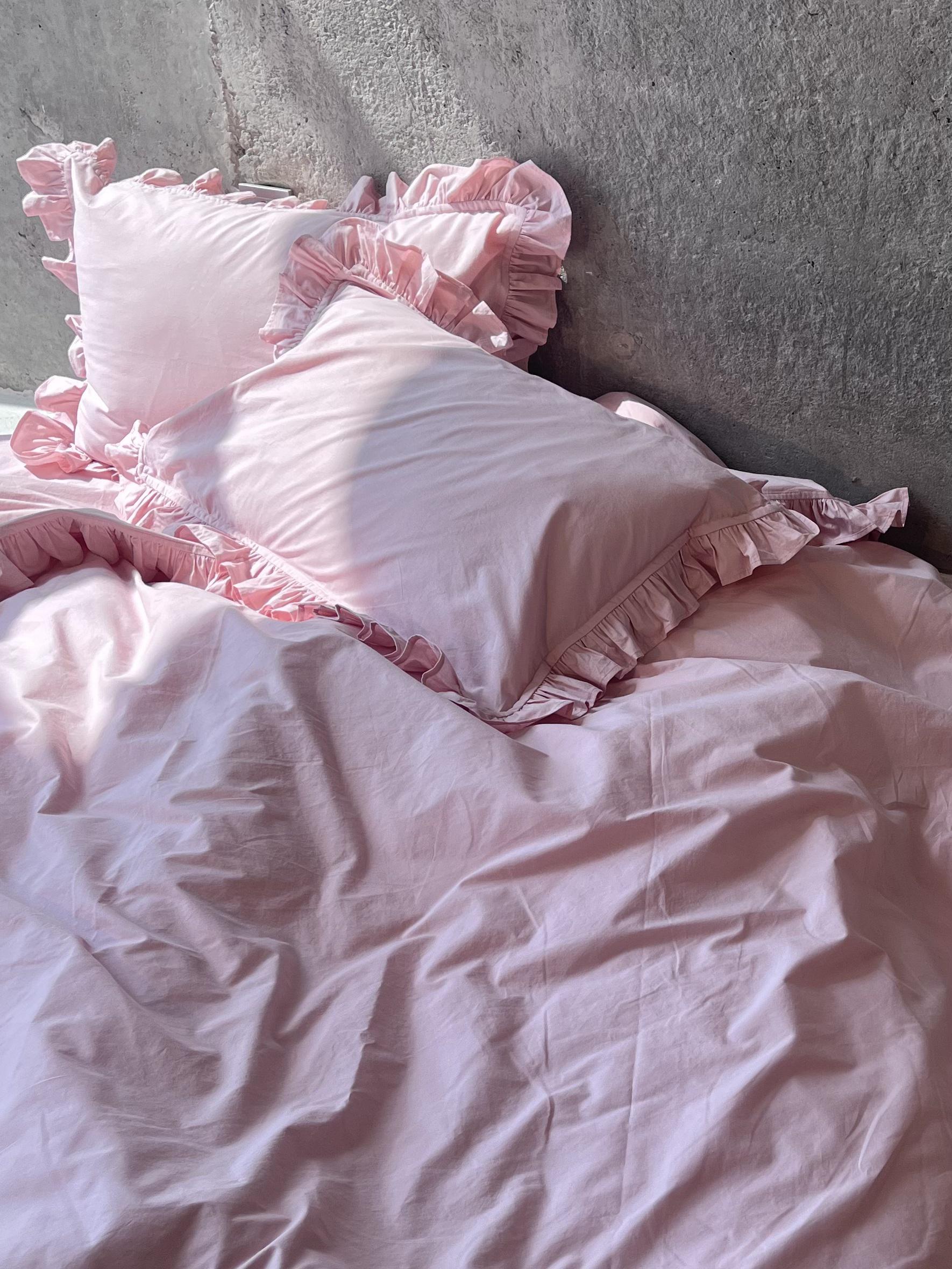Комплект постільної білизни White Dream полуторний з рюшами 155х215 см варена бавовна Рожевий (wdpinkR/1) - фото 5 Комплект постільної білизни White Dream полуторний з рюшами 155х215 см варена бавовна Рожевий (wdpinkR/1) - фото 5