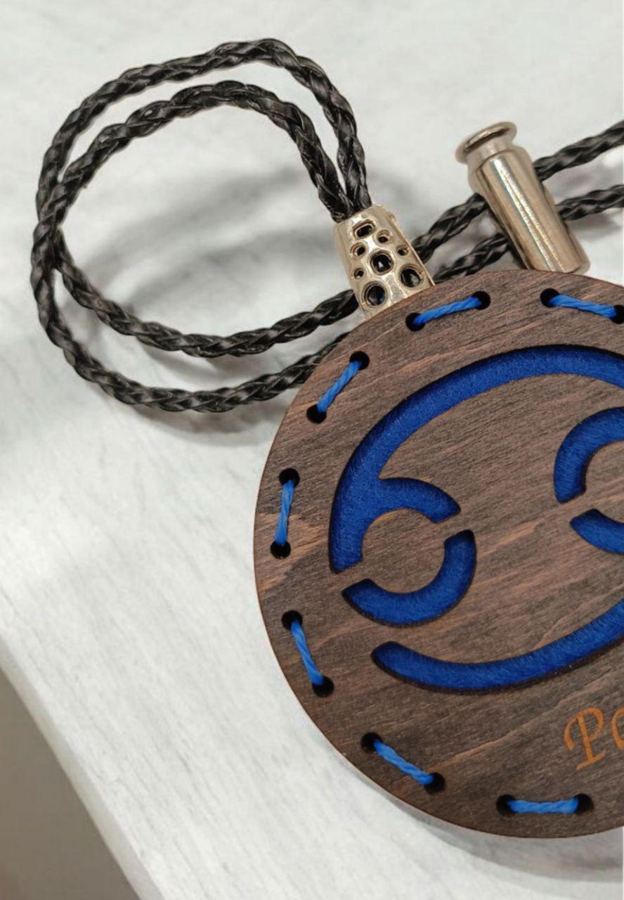 Ароматизатор для авто со знаком зодиака Рак из дерева/войлока и аромапарфюм 10 мл (86) - фото 4