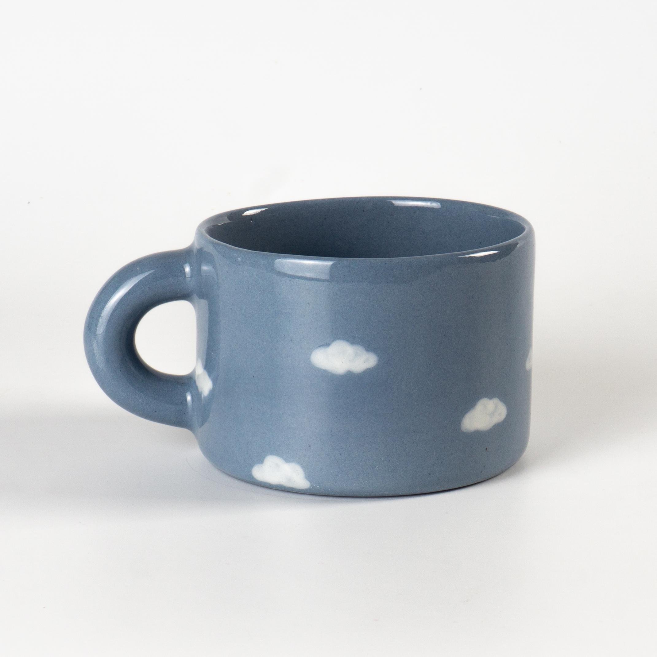 Чашка керамічна з хмарами ручна робота напівпорцеляна 350 мл (PRS-CUP-IMG-350-I-CLUD) - фото 1 Чашка керамічна з хмарами ручна робота напівпорцеляна 350 мл (PRS-CUP-IMG-350-I-CLUD) - фото 1