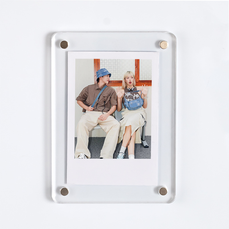 Фоторамка прямоугольная магнитная акриловая 12х7 см (70270)