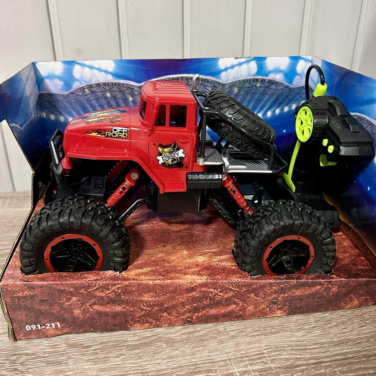 Радиоуправляемая машинка детская Джип Монстр Трак на пульте (G265106-091-215 red) - фото 9 Радиоуправляемая машинка детская Джип Монстр Трак на пульте (G265106-091-215 red) - фото 9