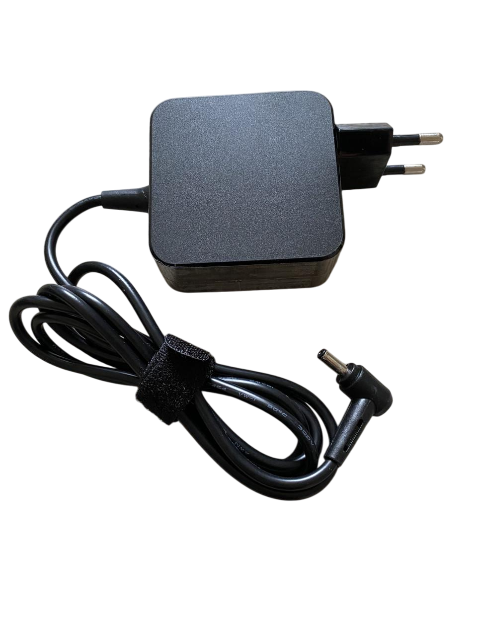 Блок питания для ноутбука Asus 19 V/2,37 A/45 W/4,0x1,35 мм литой (2374986232)