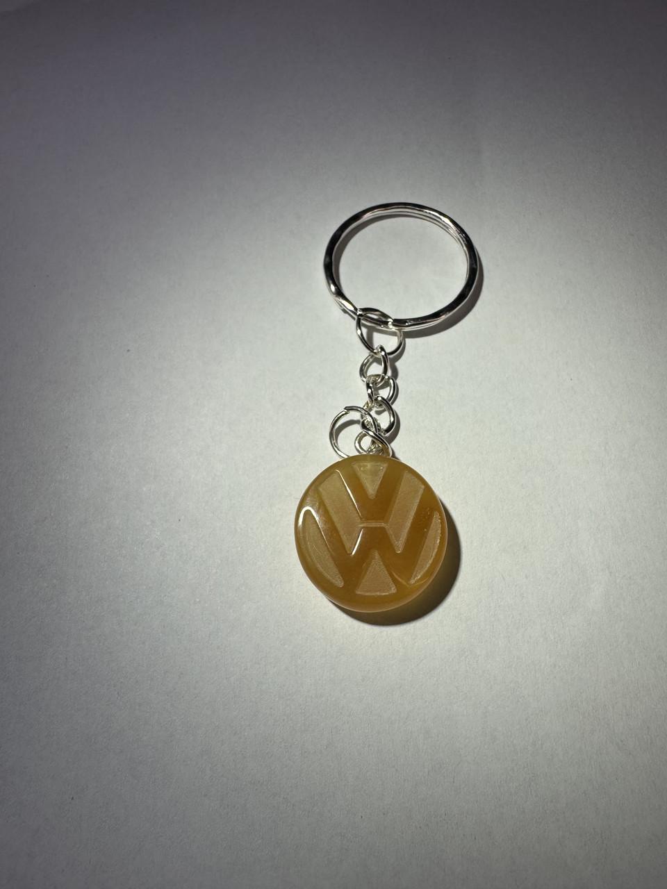 Брелок из янтаря 20 мм (к-193)