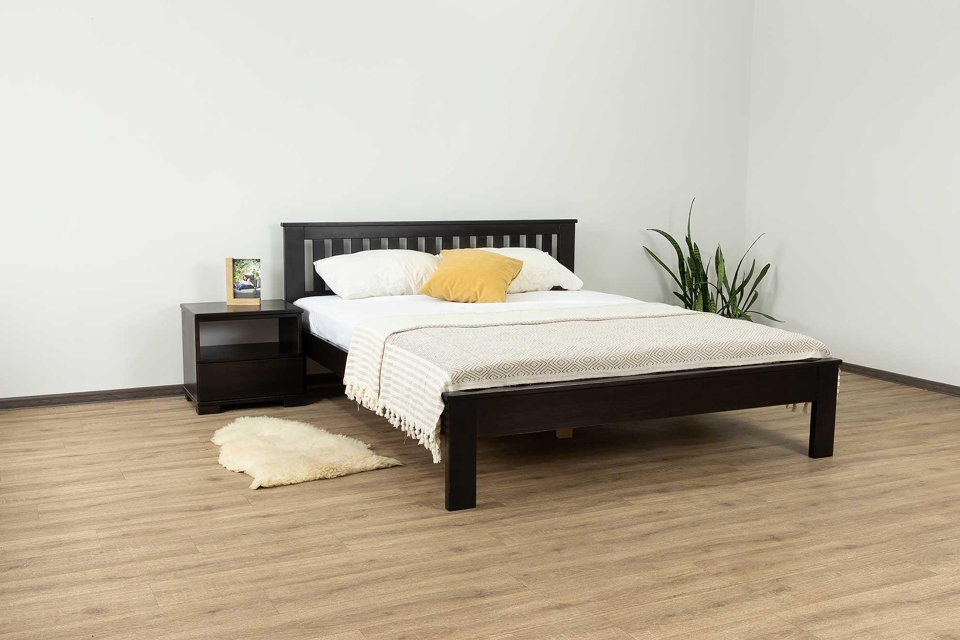 Кровать классическая полуторная Дремка Жасмин с низким оттенком из массива бука покрытие лак 140х200 см Венге (49880)