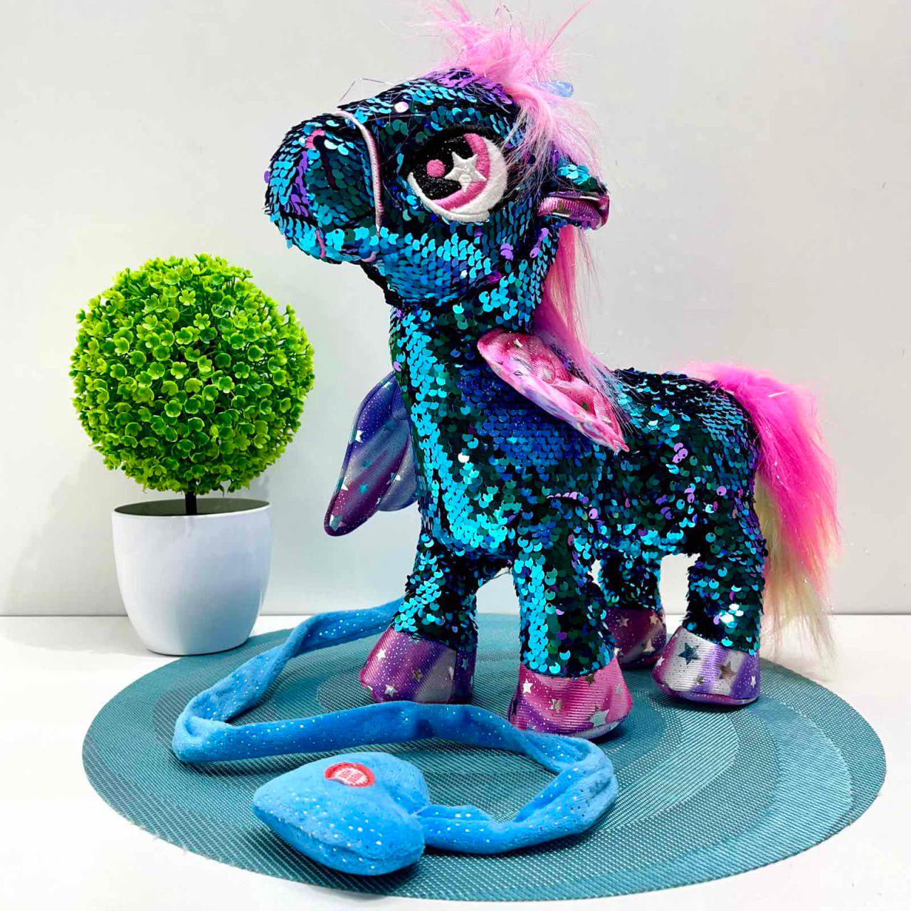 Мягкая игрушка интерактивная Сказочная лошадка-единорог/поводок/звук/свет Зеленый (M 6202 I UA)