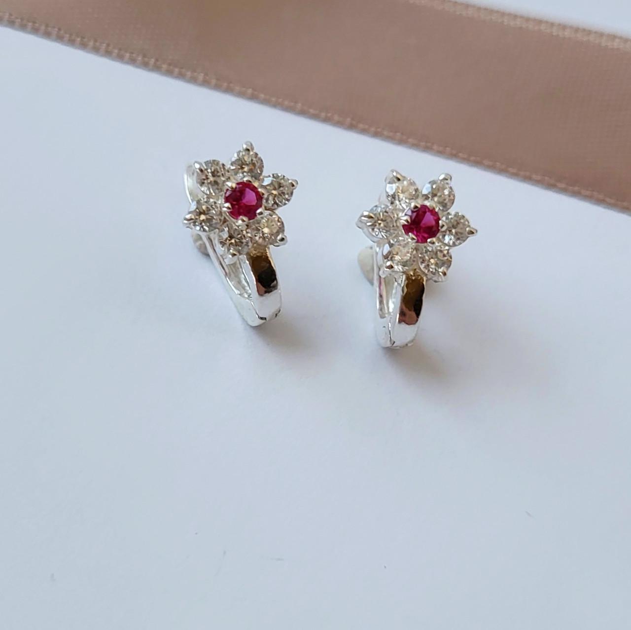 Серьги детские незабудка с малиновыми камнями серебро 925 пробы 2,00 г (5737о)