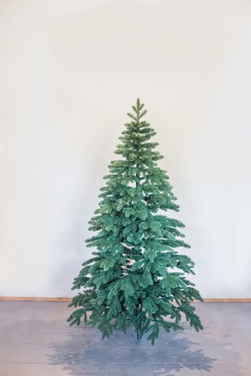 Искусственная елка литая Роял 1,8 м - фото 5 Искусственная елка литая Роял 1,8 м - фото 5