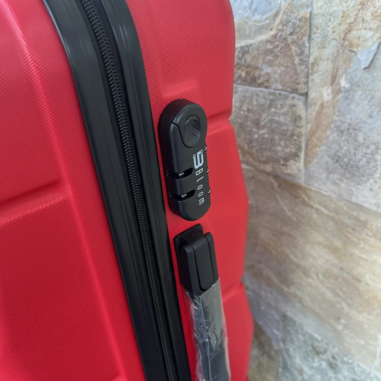 Валіза дорожня Bloom 1507 М 63 л Червоний - фото 4 Валіза дорожня Bloom 1507 М 63 л Червоний - фото 4