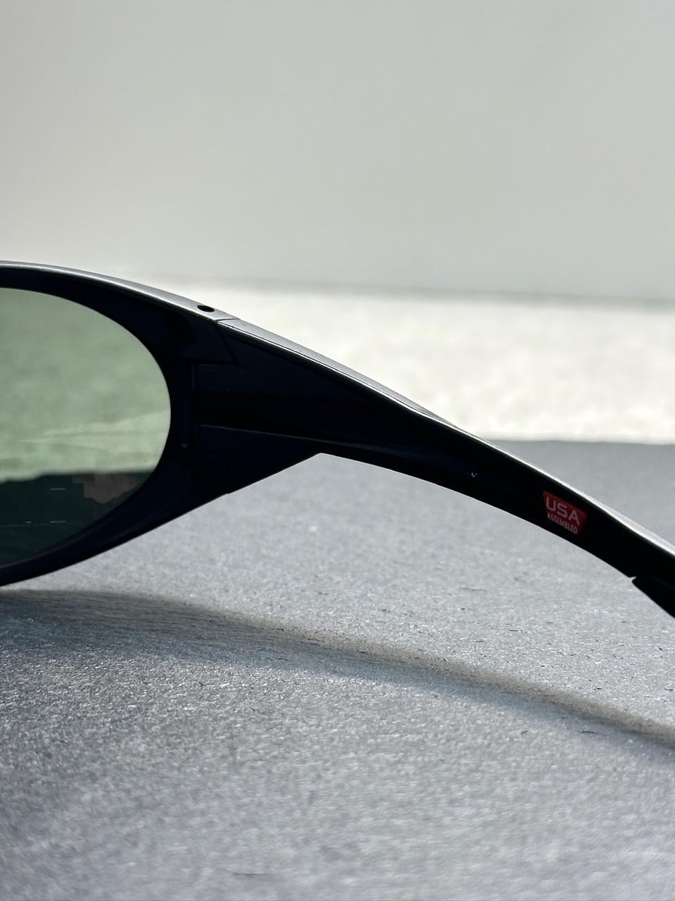 ᐉ Солнцезащитные очки Oakley Eyejacket Redux OO9438-01 Matte
