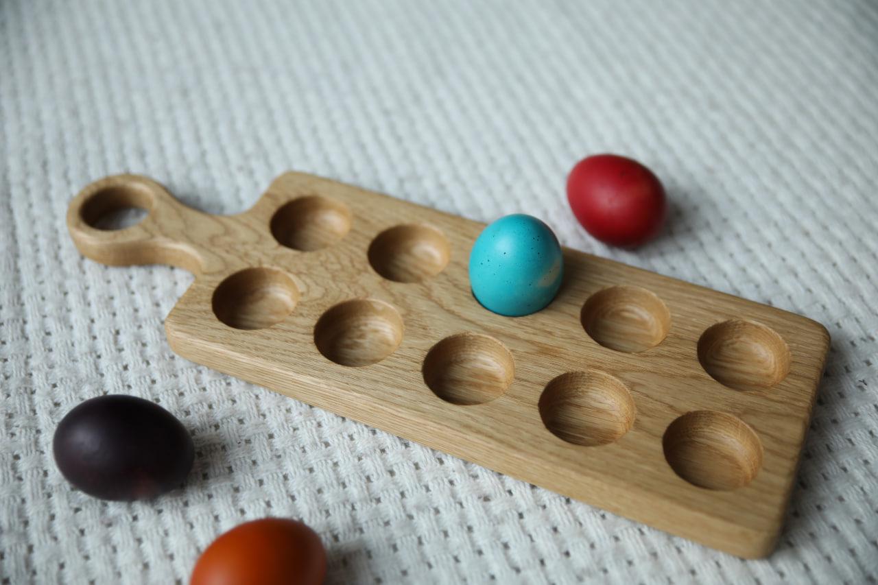 Подставка ясеневая для 10 крашенок Квадратик с ручкой 12,5х38х2 см (WDE-6.1)