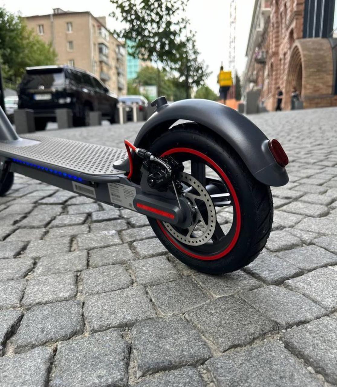 Электросамокат с передним амортизатором Kugoo M365 PRO MAX 13000 мАч (2622069978) - фото 6 Электросамокат с передним амортизатором Kugoo M365 PRO MAX 13000 мАч (2622069978) - фото 6