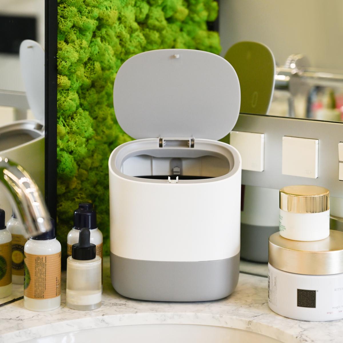 Мусорное ведро MVM BIN-21 с крышкой 1,5 л Серый (227386) - фото 4 Мусорное ведро MVM BIN-21 с крышкой 1,5 л Серый (227386) - фото 4