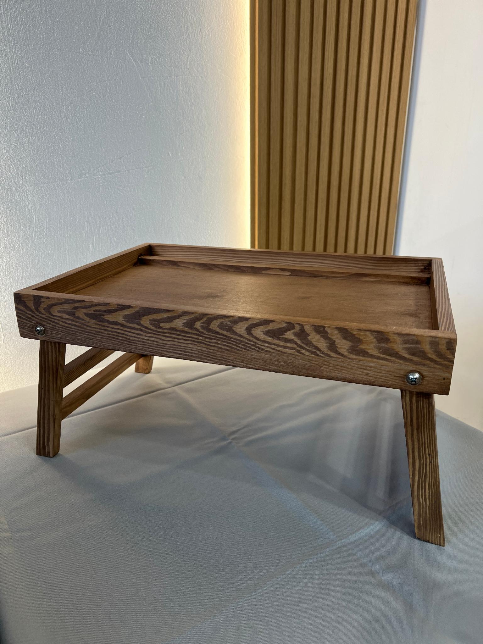 Столик для сніданку дерев'яний Кіпаріс 50х33х25 см Коричневий - фото 4 Столик для сніданку дерев'яний Кіпаріс 50х33х25 см Коричневий - фото 4