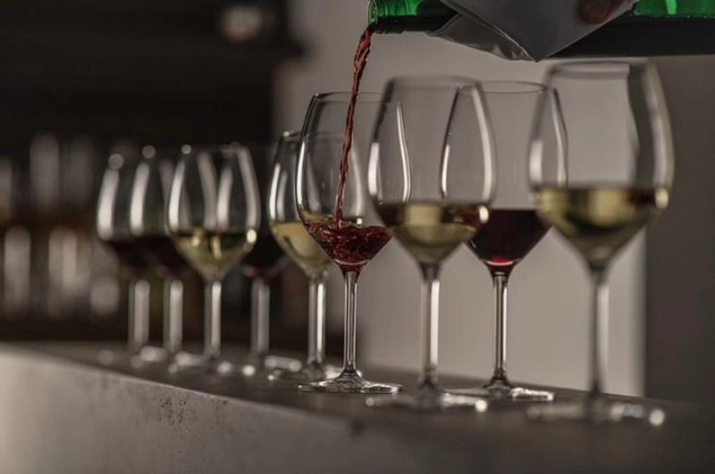 Набор бокала для белого вина 6 шт. Schott Zwiesel Banquet 368 мл (121591) - фото 4 Набор бокала для белого вина 6 шт. Schott Zwiesel Banquet 368 мл (121591) - фото 4