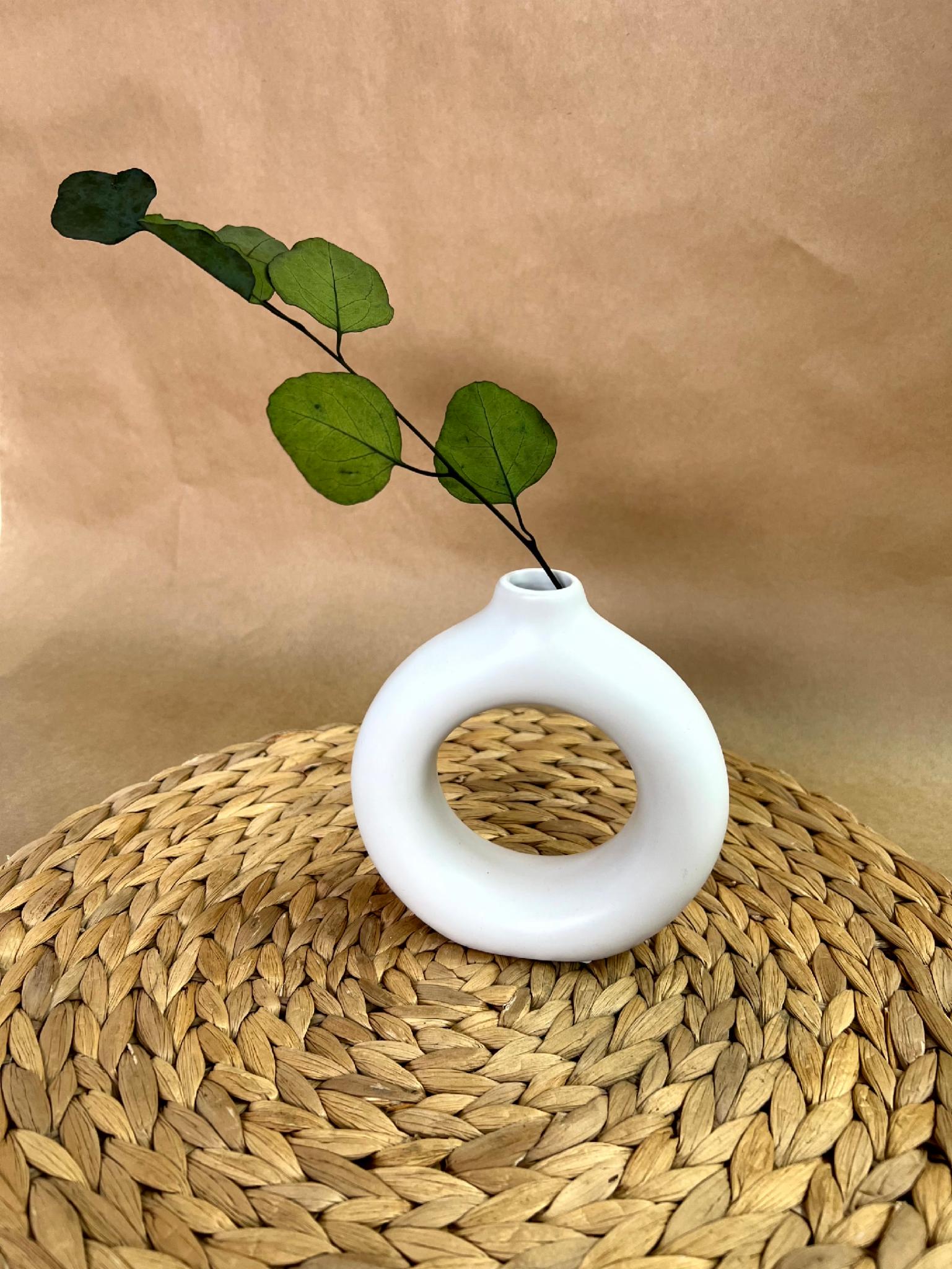 Ваза керамічна Point 13 см Білий (78628627) - фото 1 Ваза керамічна Point 13 см Білий (78628627) - фото 1