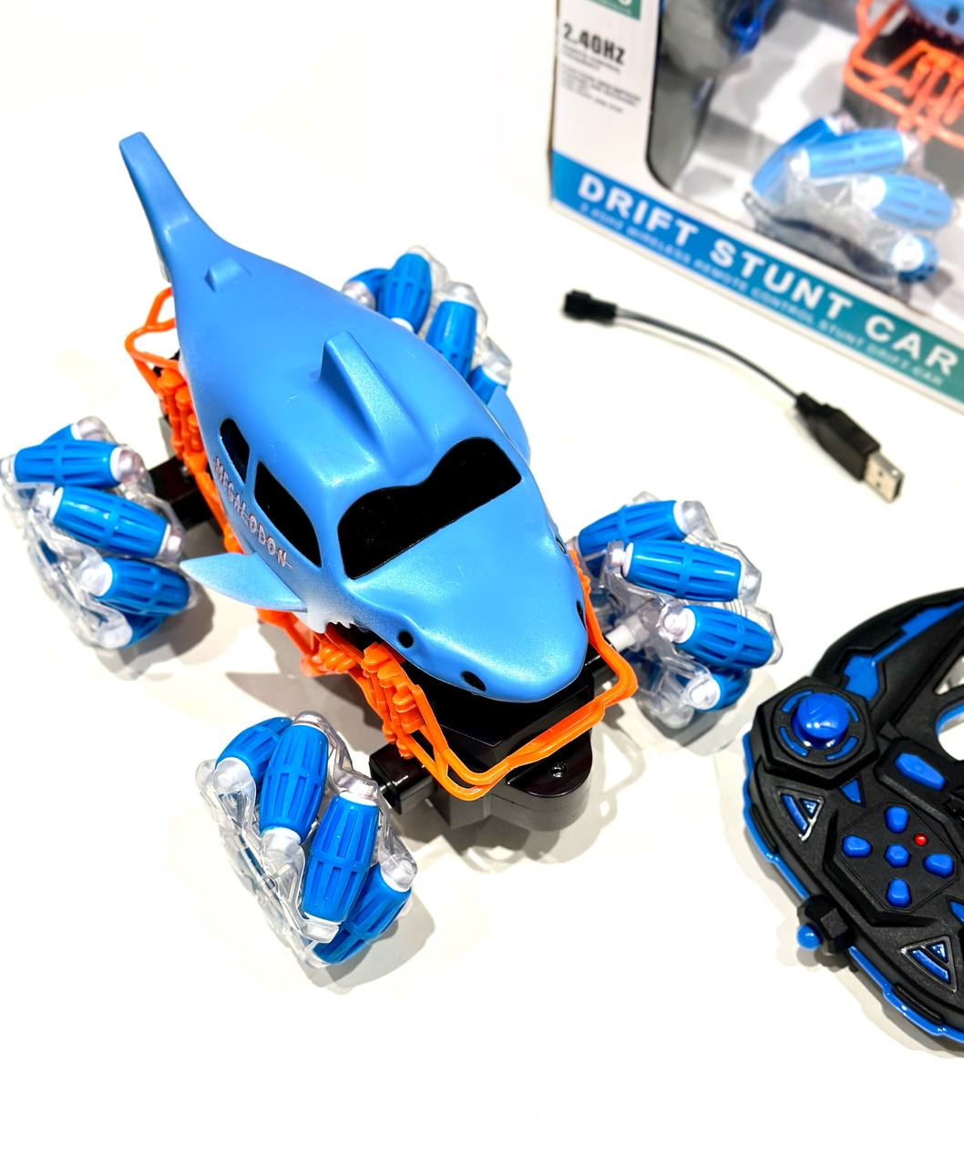 Дитяча трюкова машинка на радіокеруванні Fun Game 0088-TS Акула з підсвіткою (2013060796) - фото 4