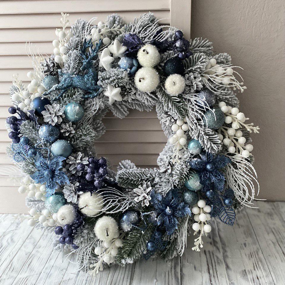 Венок новогодний 45 см Голубой/Белый (9068492)
