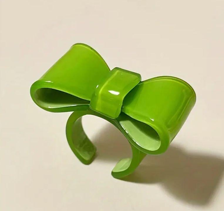 Кольцо Бантик из однотонной смолы (2540085274)