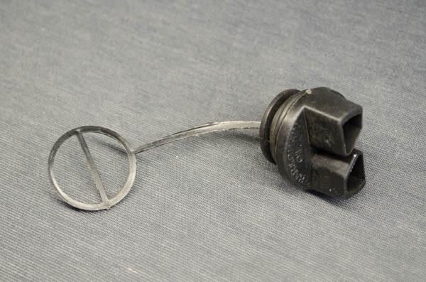 Пробка масло-бака для бензопил Partner 350-401 (1380)