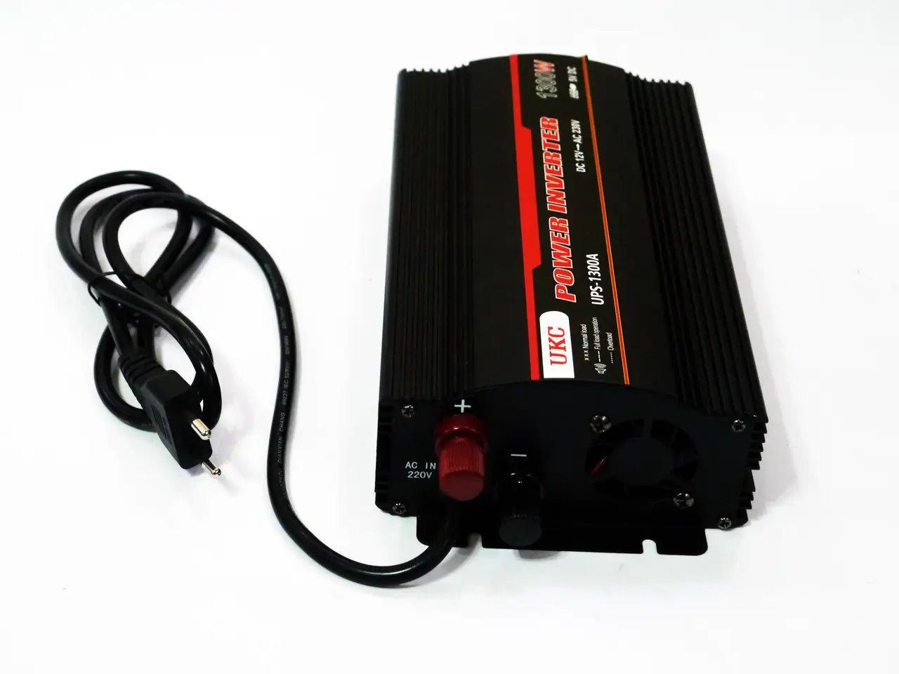 Инвертор автомобильный UKC 12 V-220 V 1300W с зарядкой аккумулятора Черный (15004229) - фото 3