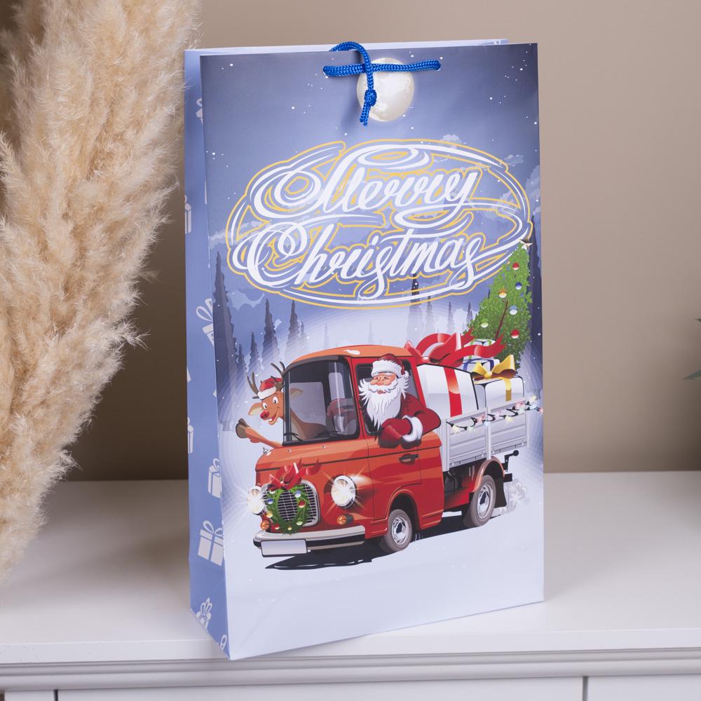 Подарочный пакет W3-95 Санта в машине (4681-W3-95) - фото 1 Подарочный пакет W3-95 Санта в машине (4681-W3-95) - фото 1