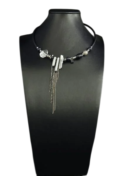 Кольє з натуральним гірським кришталем/авантюрином/гематитом/цирконом та ланцюжками підвісками Касіопея (NK-0069)